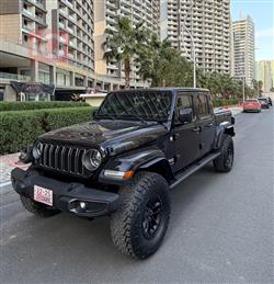 جيب جلاديتور